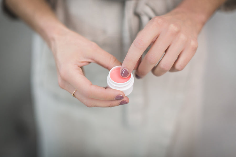 Lip Balm Formulations: Ingredients and Benefits for Nourished Lips
