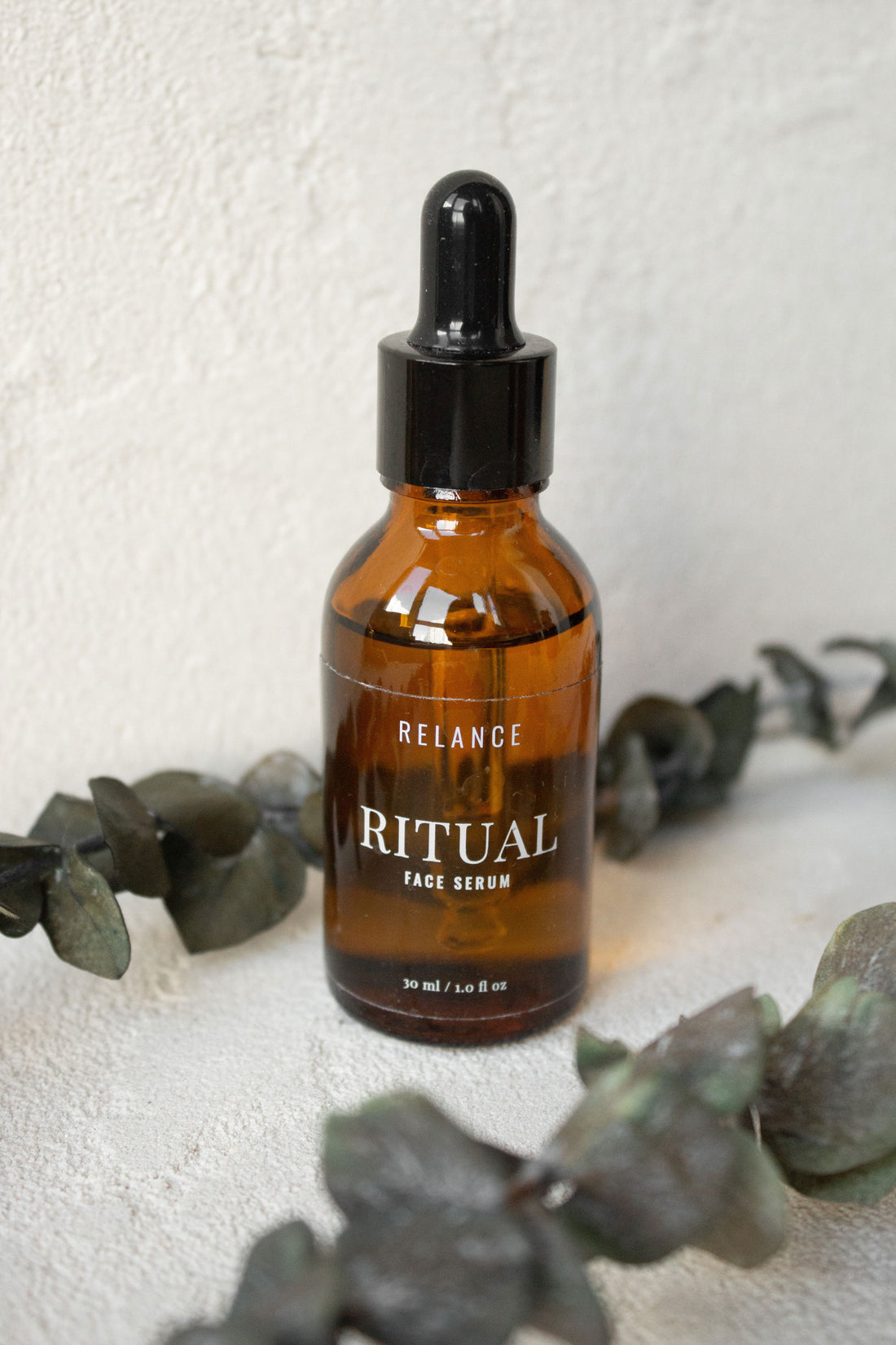 Serums vs. Moisturisers: Finding the Perfect Balance